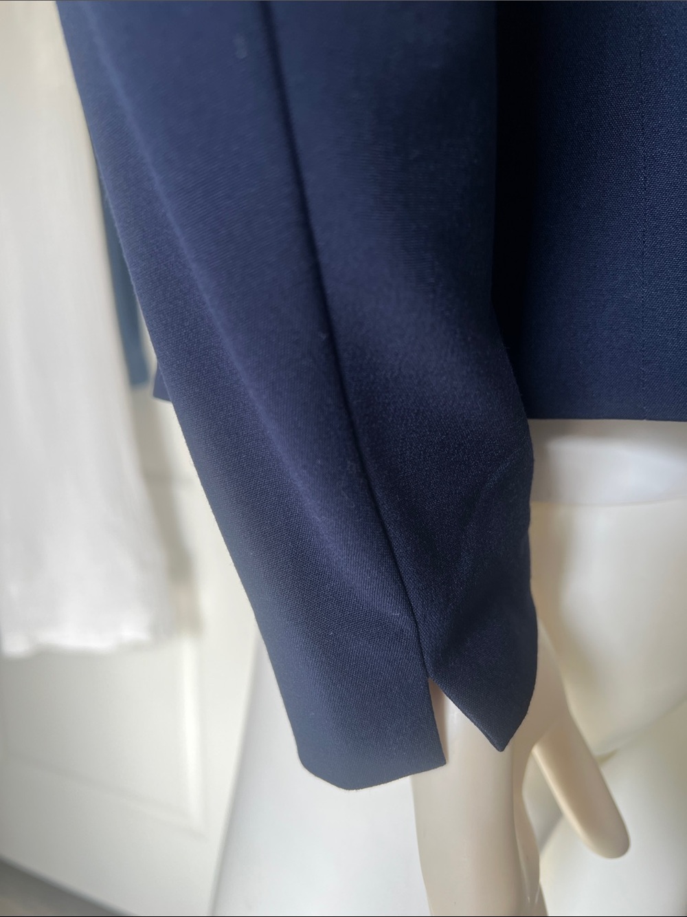 Cropped Navy Double-Breasted Blazer with accent Gold Buttons Size 12 NWT - Picture 9 of 17